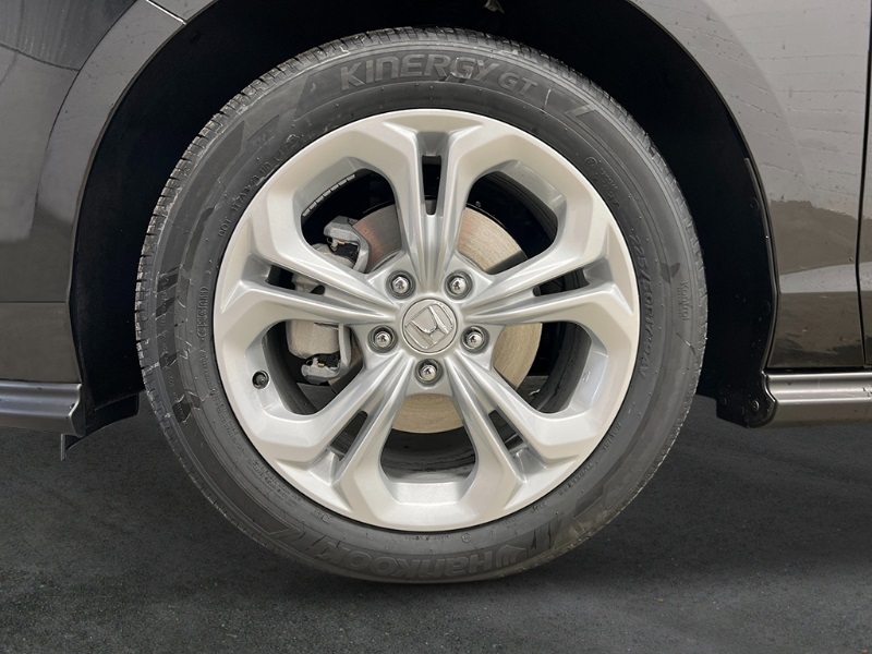 2025 Honda Accord LX photo 9