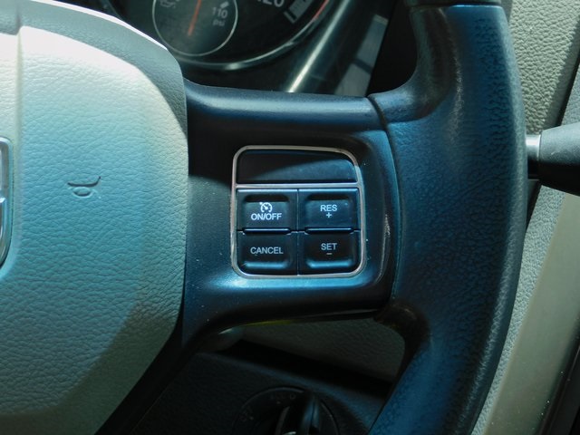 2012 Ram 3500 ST photo 14