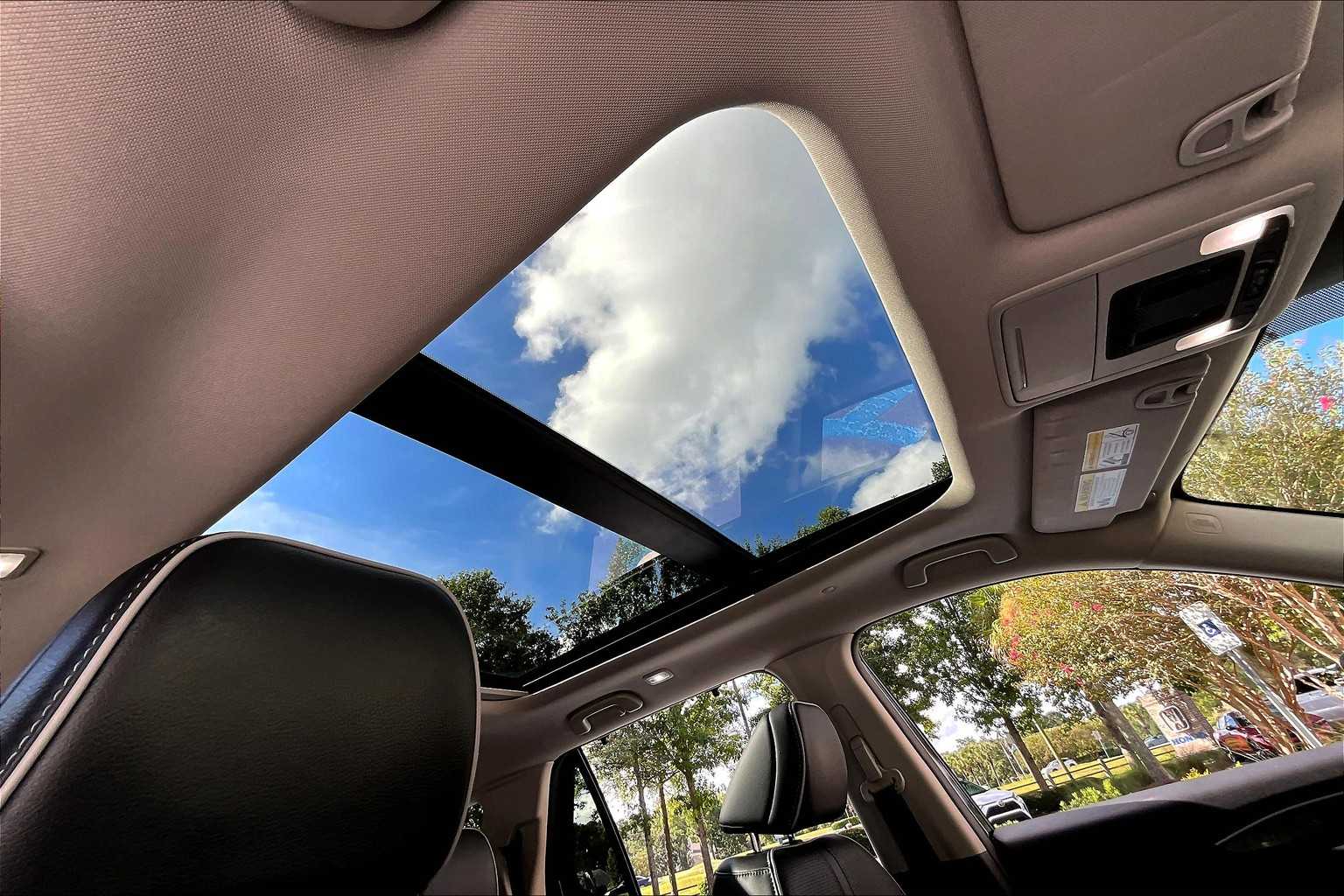 2023 Honda Pilot Elite photo 11