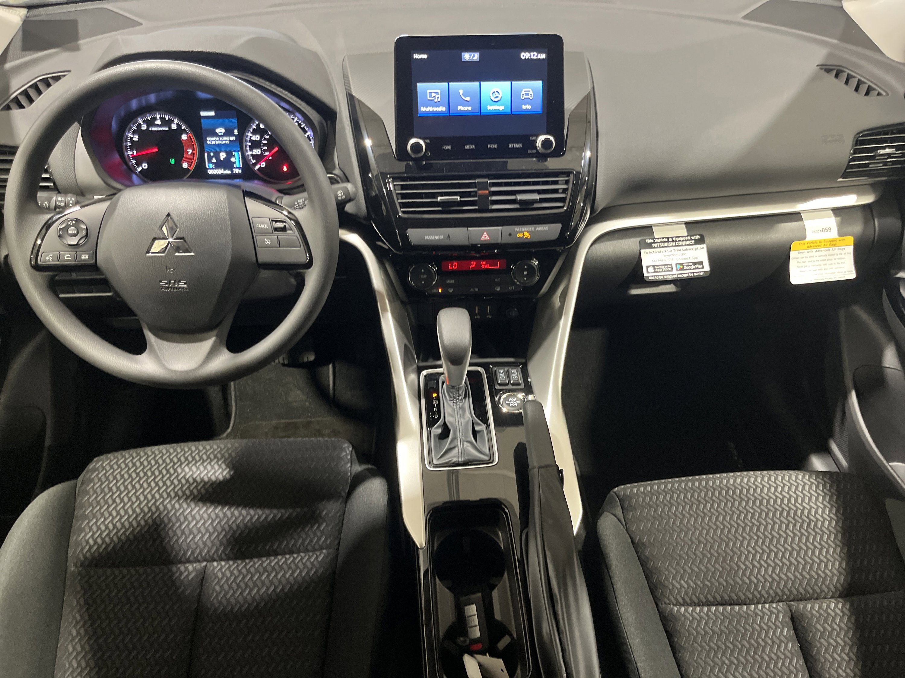 2025 Mitsubishi Eclipse Cross LE Ralliart photo 9