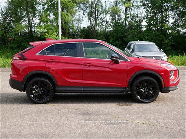 2024 Mitsubishi Eclipse Cross LE photo 6