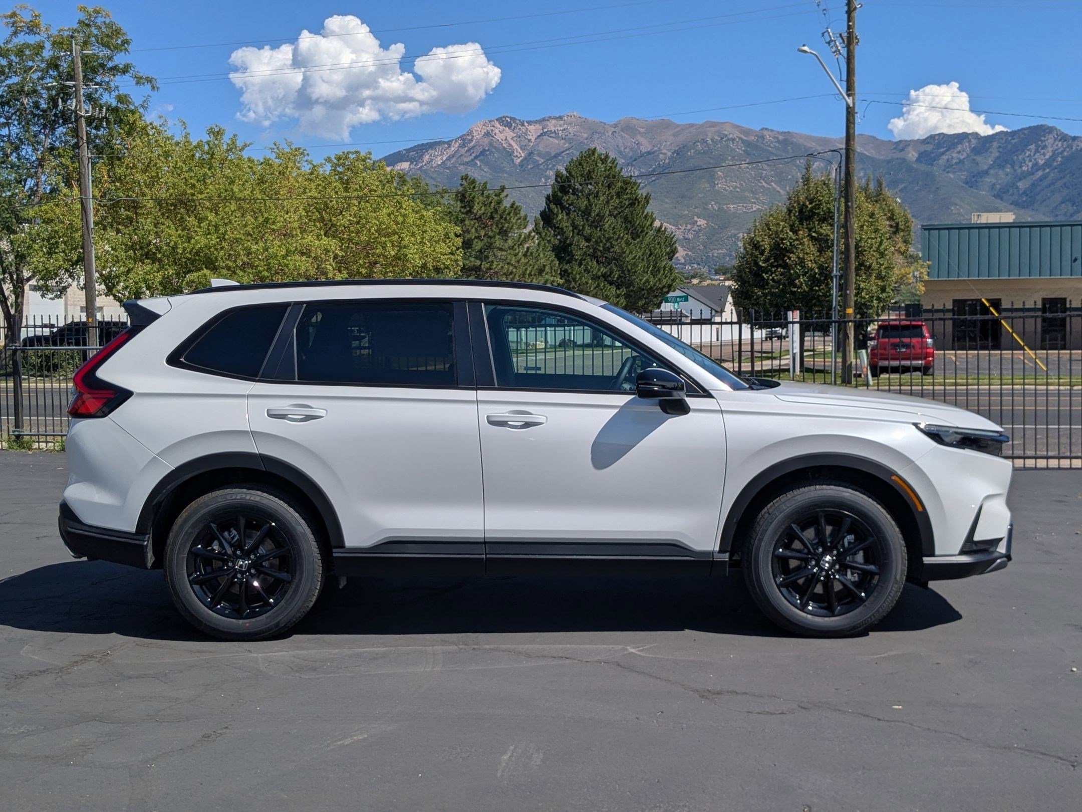 2026 Honda CR-V Sport-L Hybrid photo 2