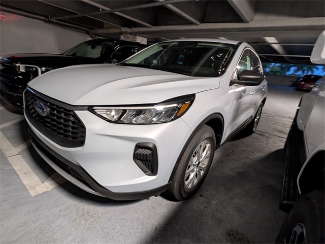 2025 Ford Escape Active photo 4
