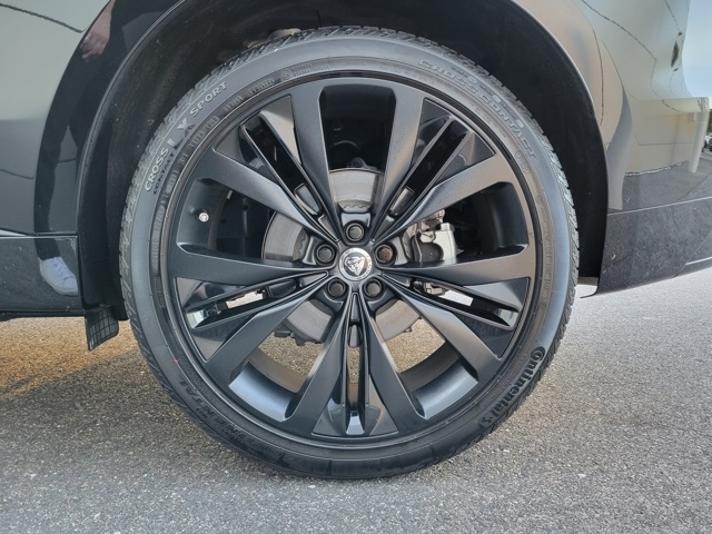 2025 Jaguar F-PACE R-Dynamic S photo 15