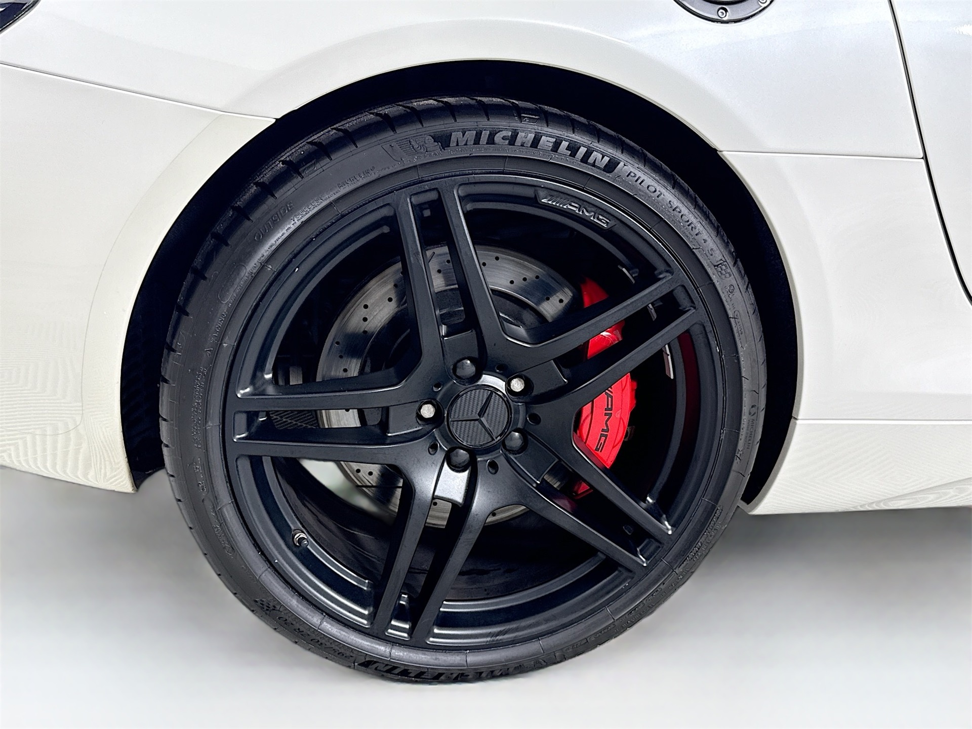 2013 Mercedes Benz SLS AMG GT photo 25