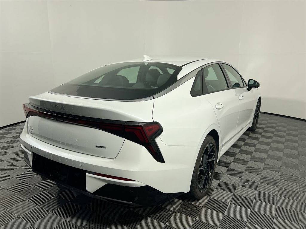 2026 Kia K5 GT-Line photo 3