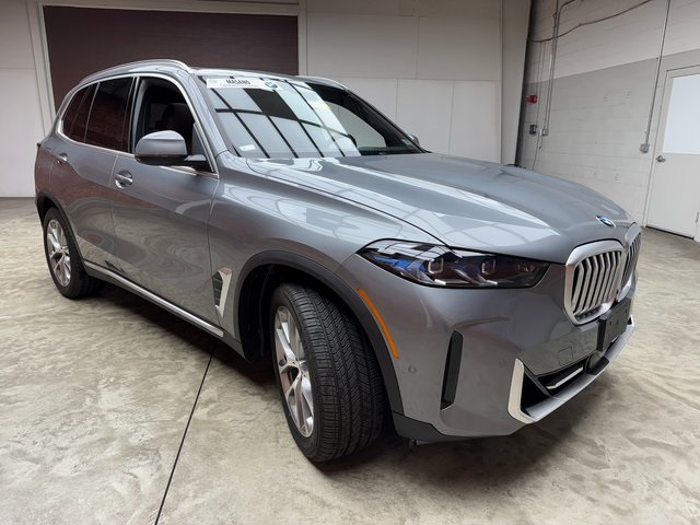 Certified Used 2024 Gray BMW xDrive40i image 7