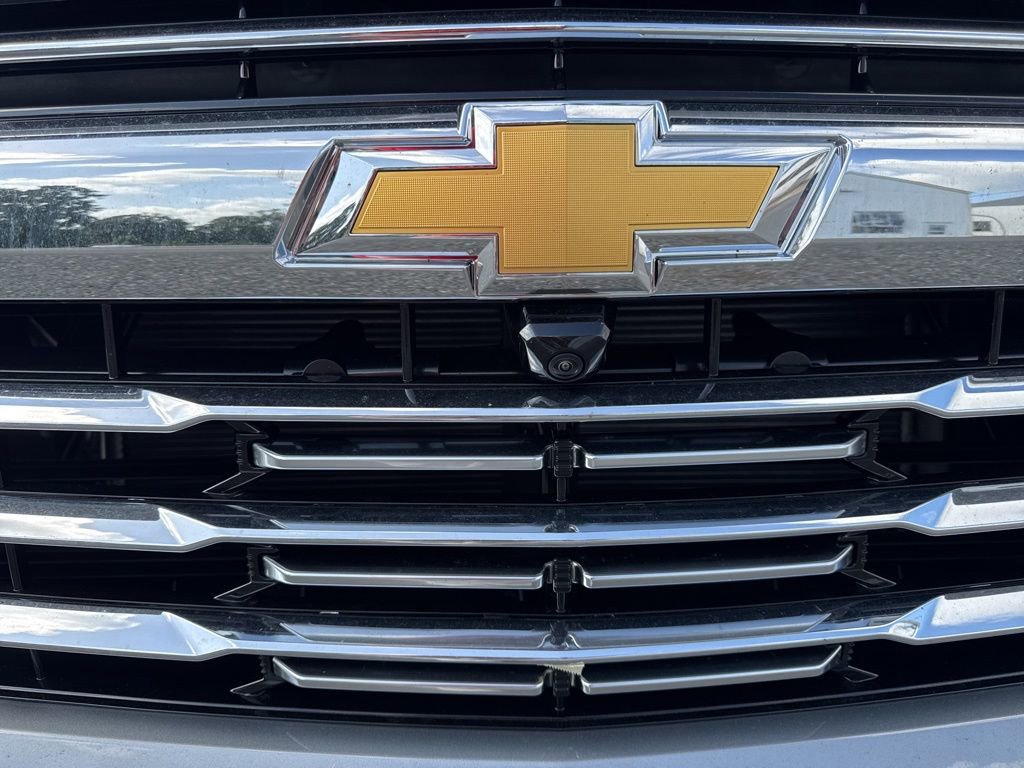 2025 Chevrolet Tahoe Premier photo 15