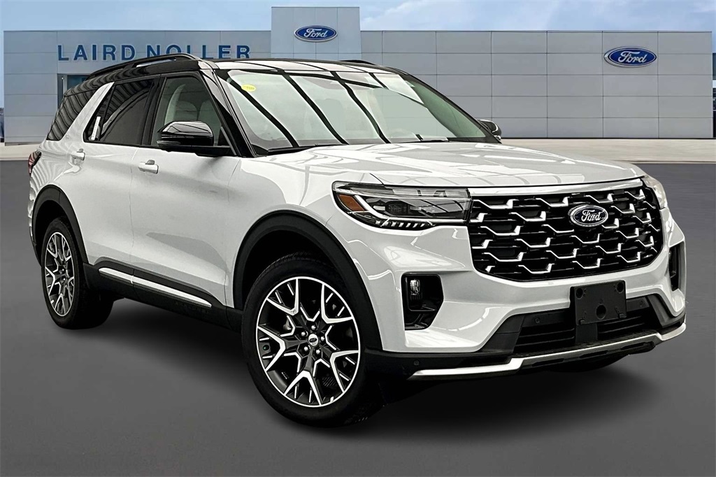 2025 Ford Explorer Platinum photo 2
