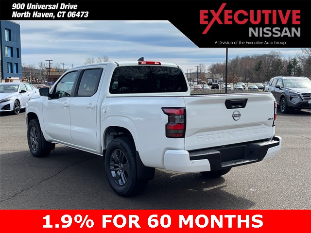 2025 Nissan Frontier SV photo 4