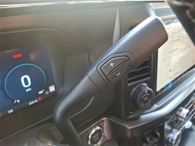 2025 Ford F-350 Lariat photo 10