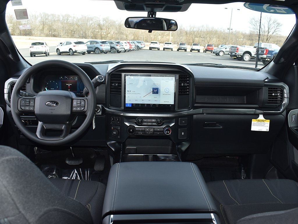 2025 Ford F-150 STX photo 3