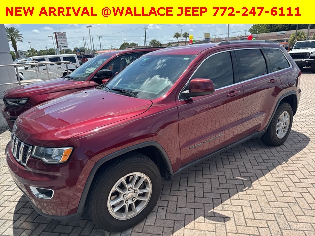2020 Jeep Grand Cherokee Laredo E photo 2