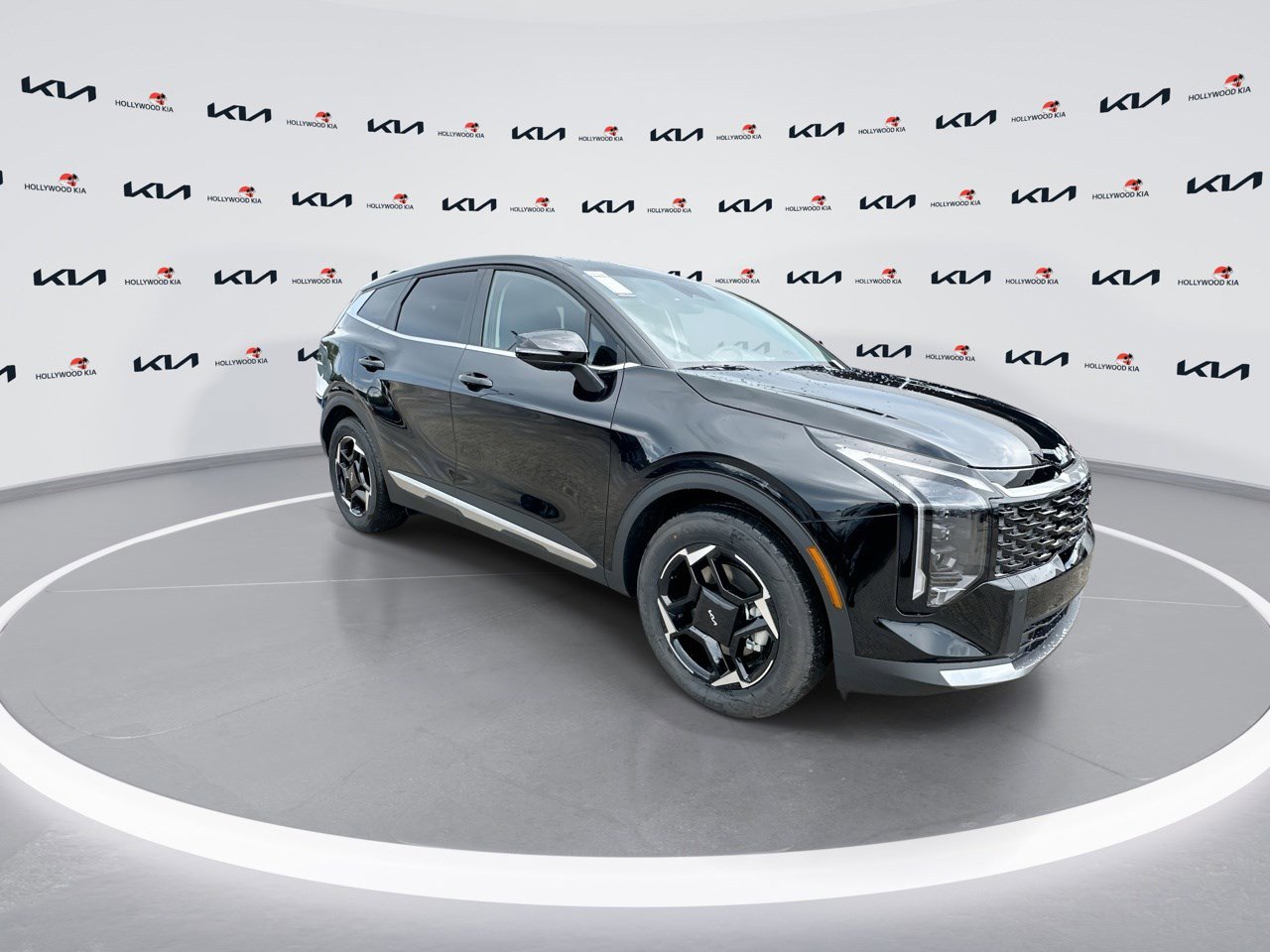 2026 Kia Sportage EX photo 2