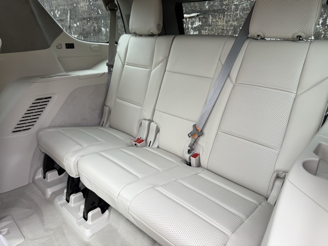 2024 Cadillac Escalade Premium Luxury Platinum photo 14