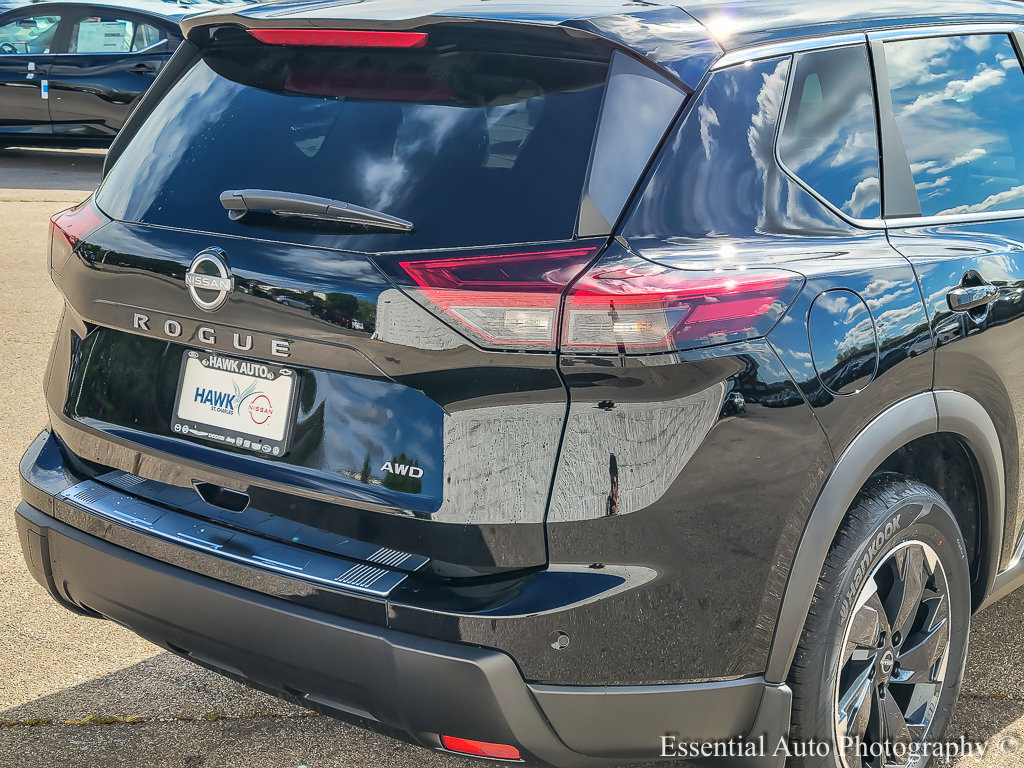 2026 Nissan Rogue SV photo 4