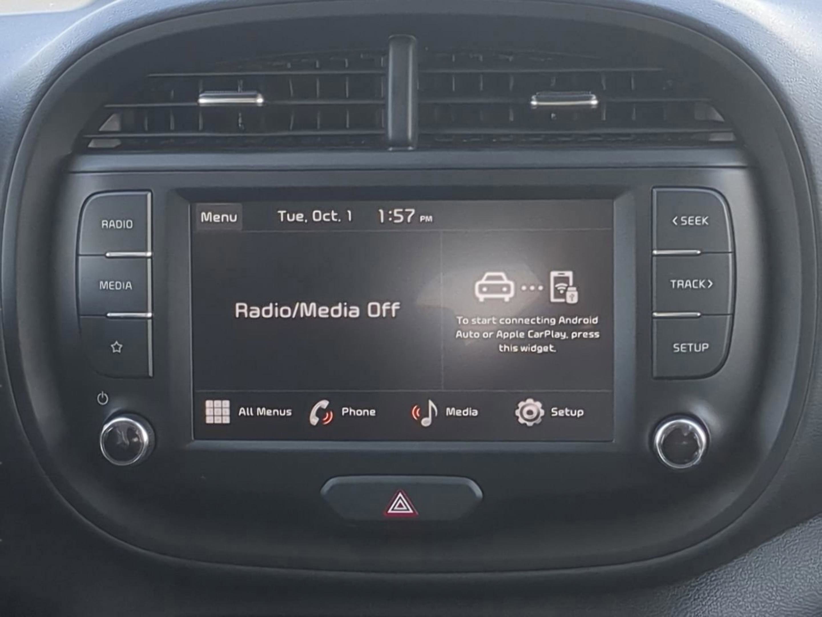 2025 Kia Soul LX photo 17