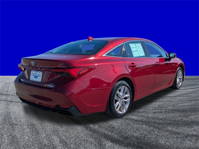 2019 Toyota Avalon Hybrid XLE photo 2