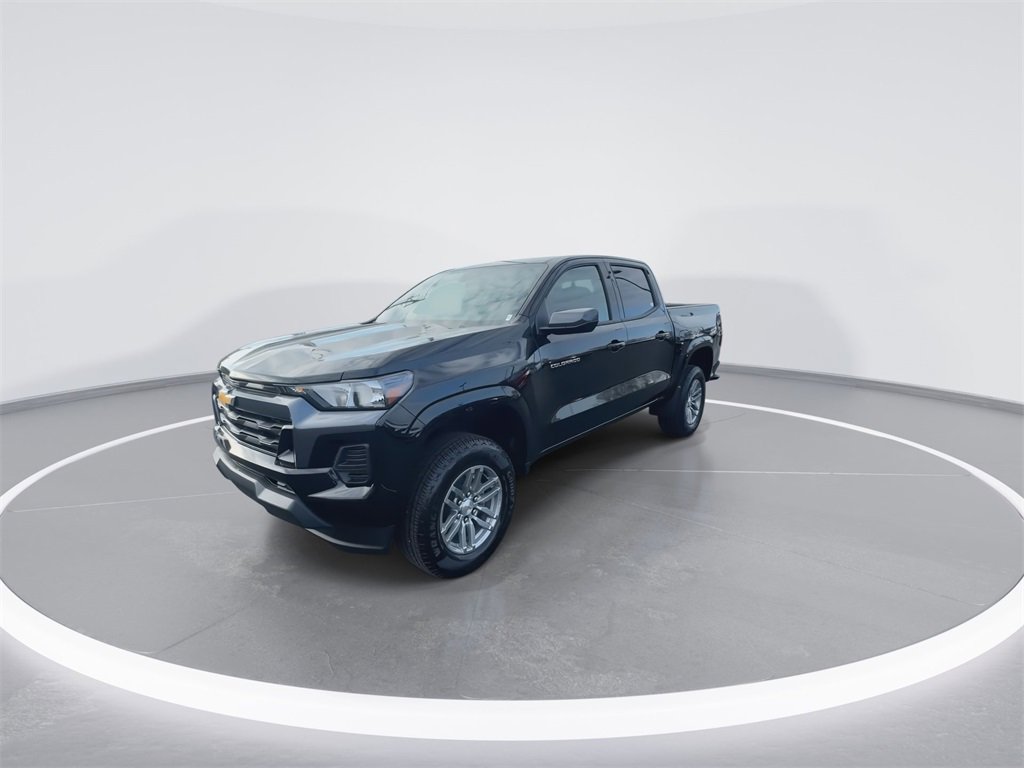 2025 Chevrolet Colorado Work Truck LT photo 4