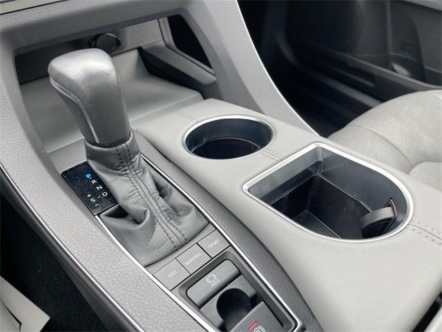 2019 TOYOTA AVALON - Image 16