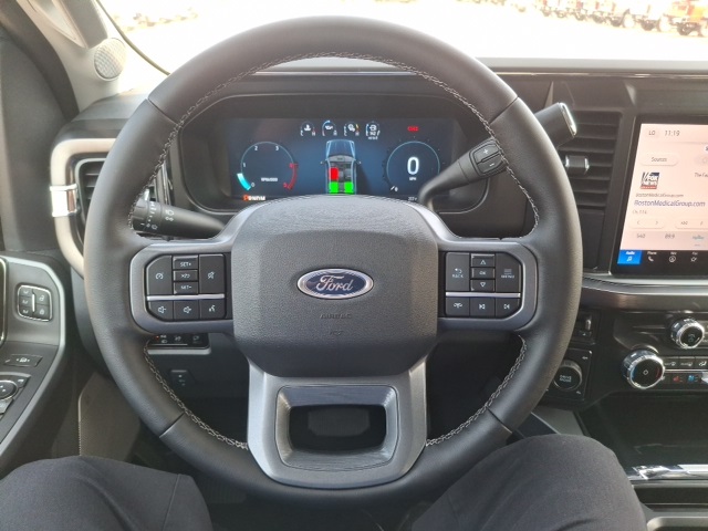 2026 Ford F-250 photo 14