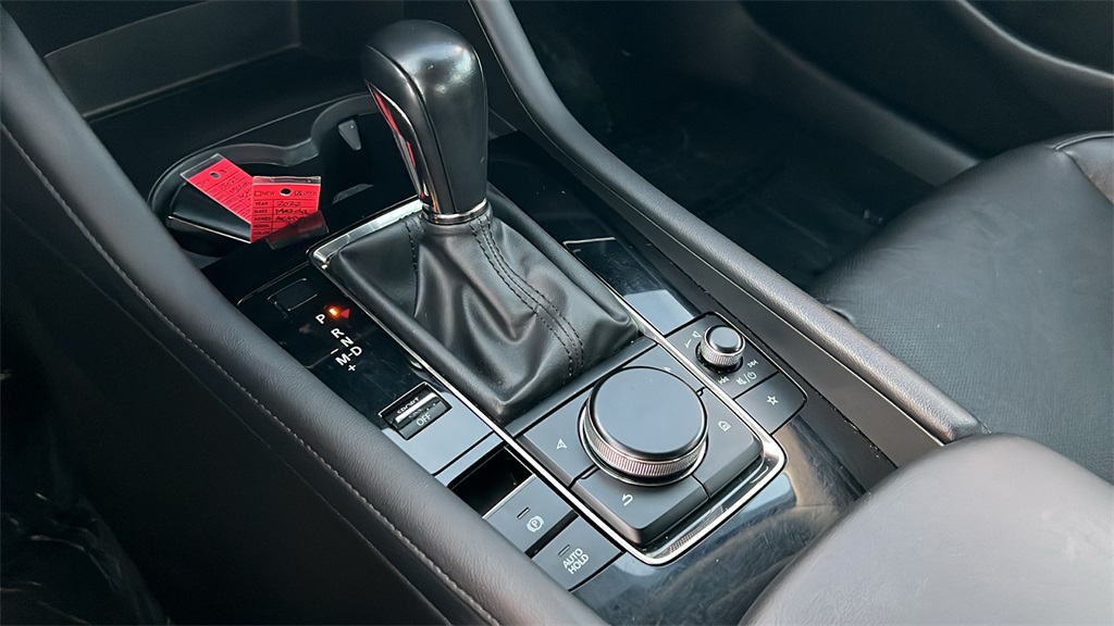 2022 Mazda Mazda3 Premium Plus photo 12