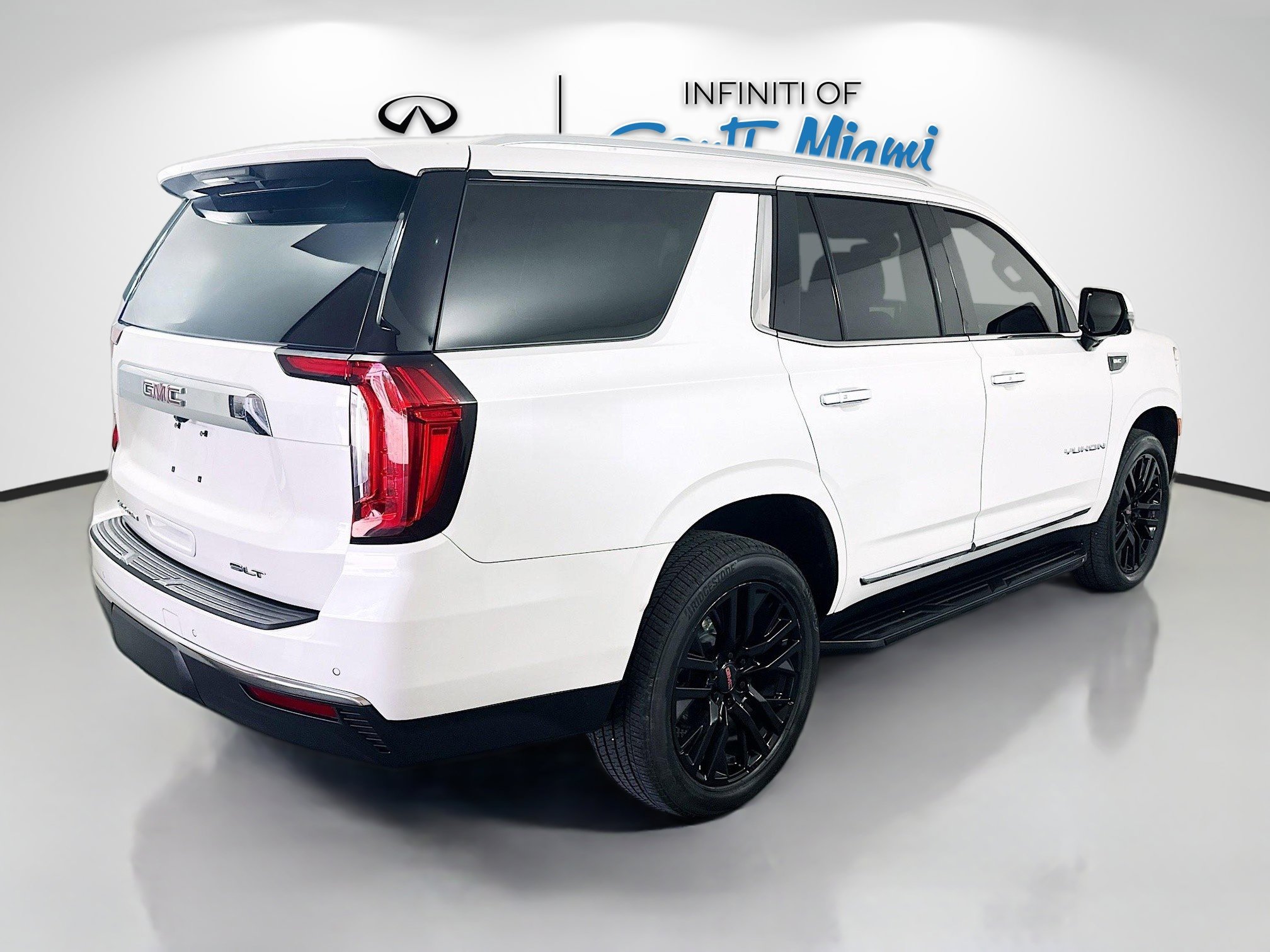2022 Gmc Yukon SLT photo 5
