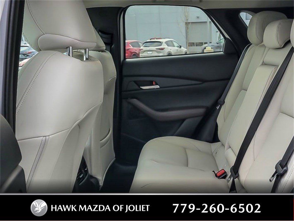 2025 MAZDA CX-30 - Image 11