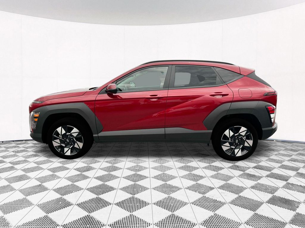 2025 Hyundai Kona SEL photo 3