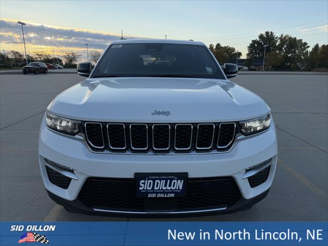 2025 Jeep Grand Cherokee Limited photo 2