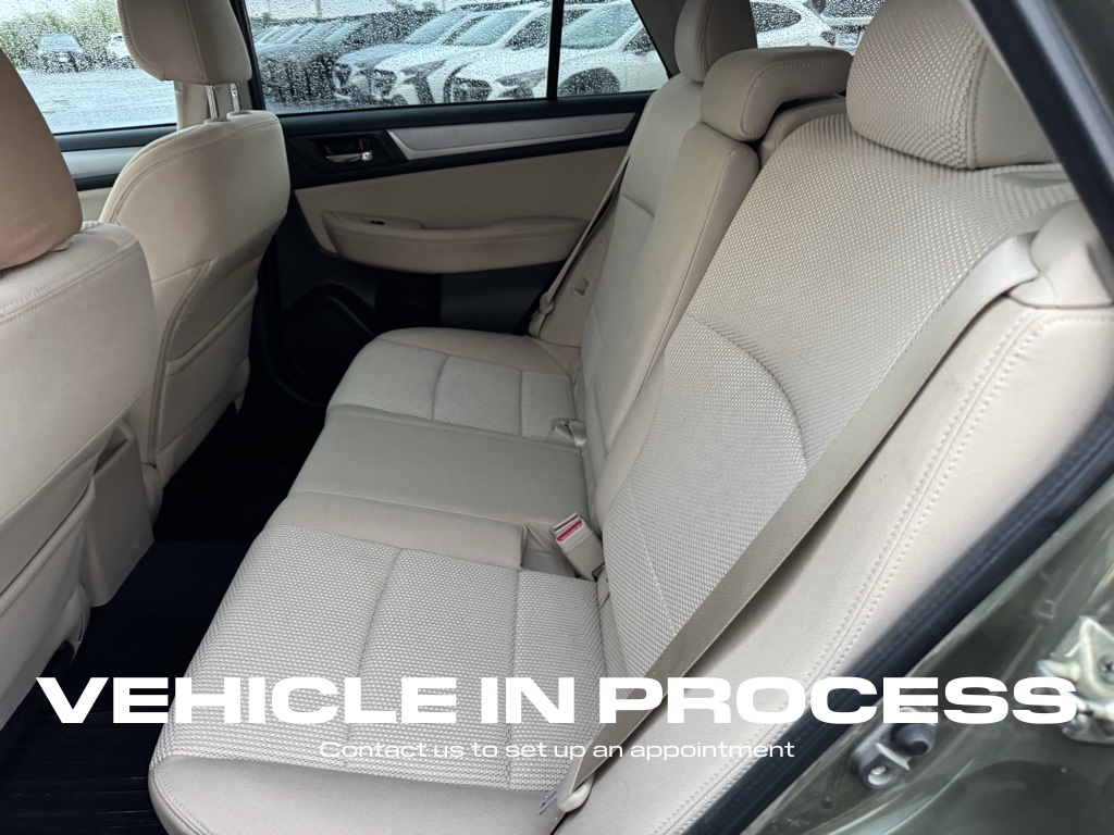 2017 Subaru Outback 2.5i Premium photo 8