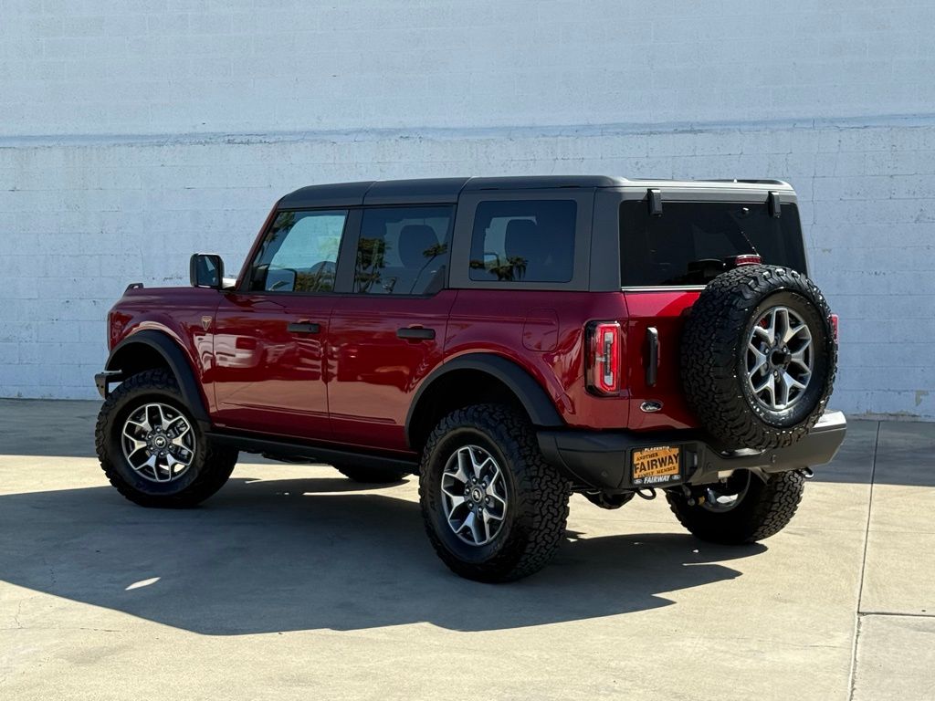 2025 Ford Bronco Badlands photo 4