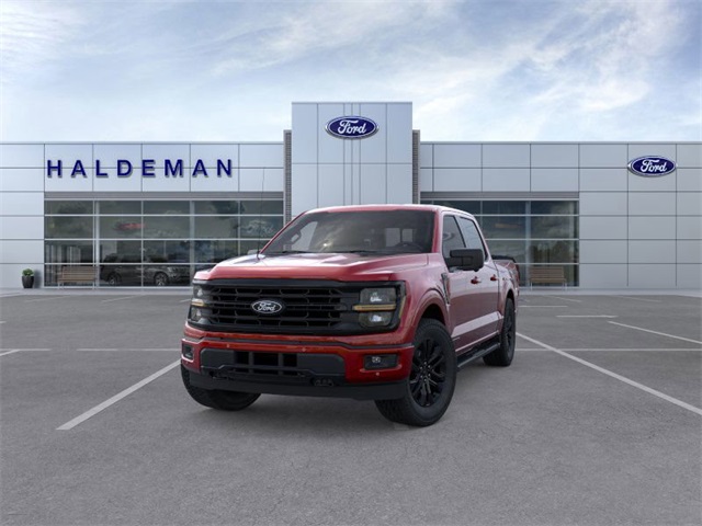 2025 Ford F-150 XLT photo 2