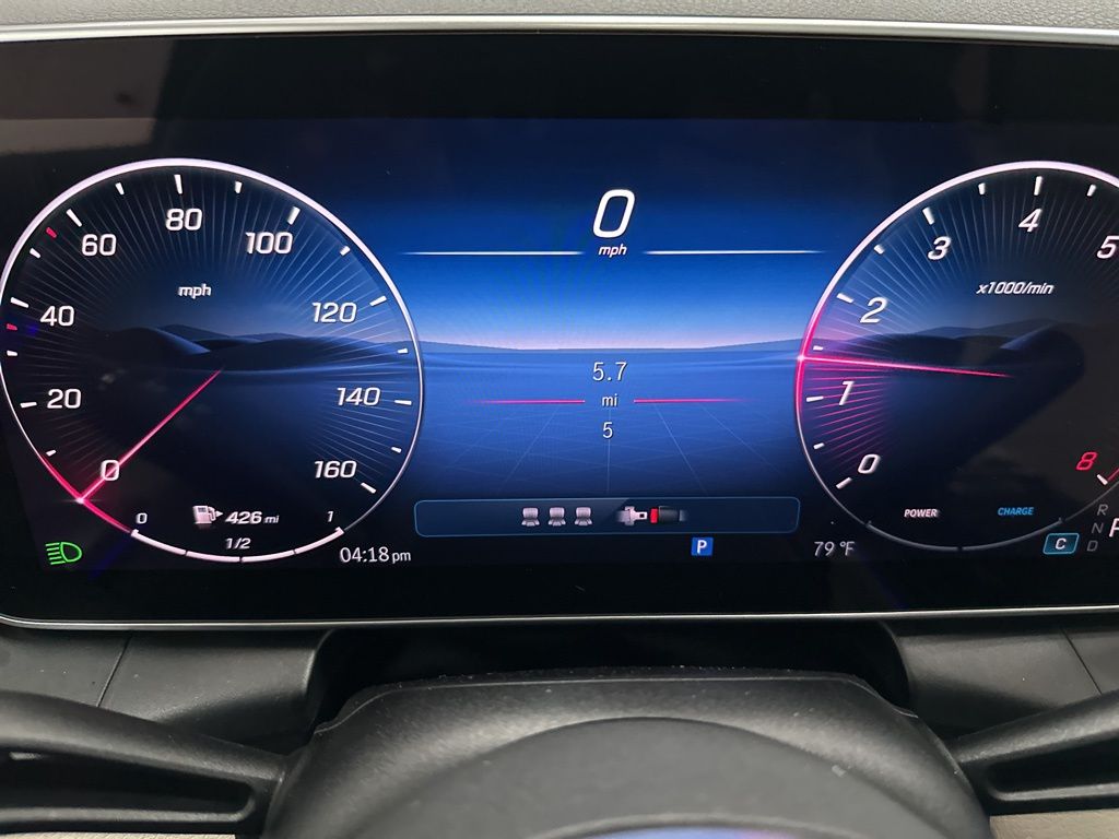 2025 Mercedes Benz GLC 300 photo 9