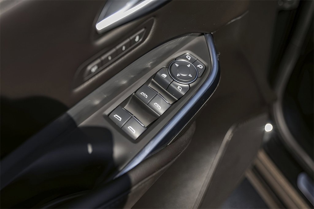 2025 Cadillac XT4 Premium Luxury photo 23