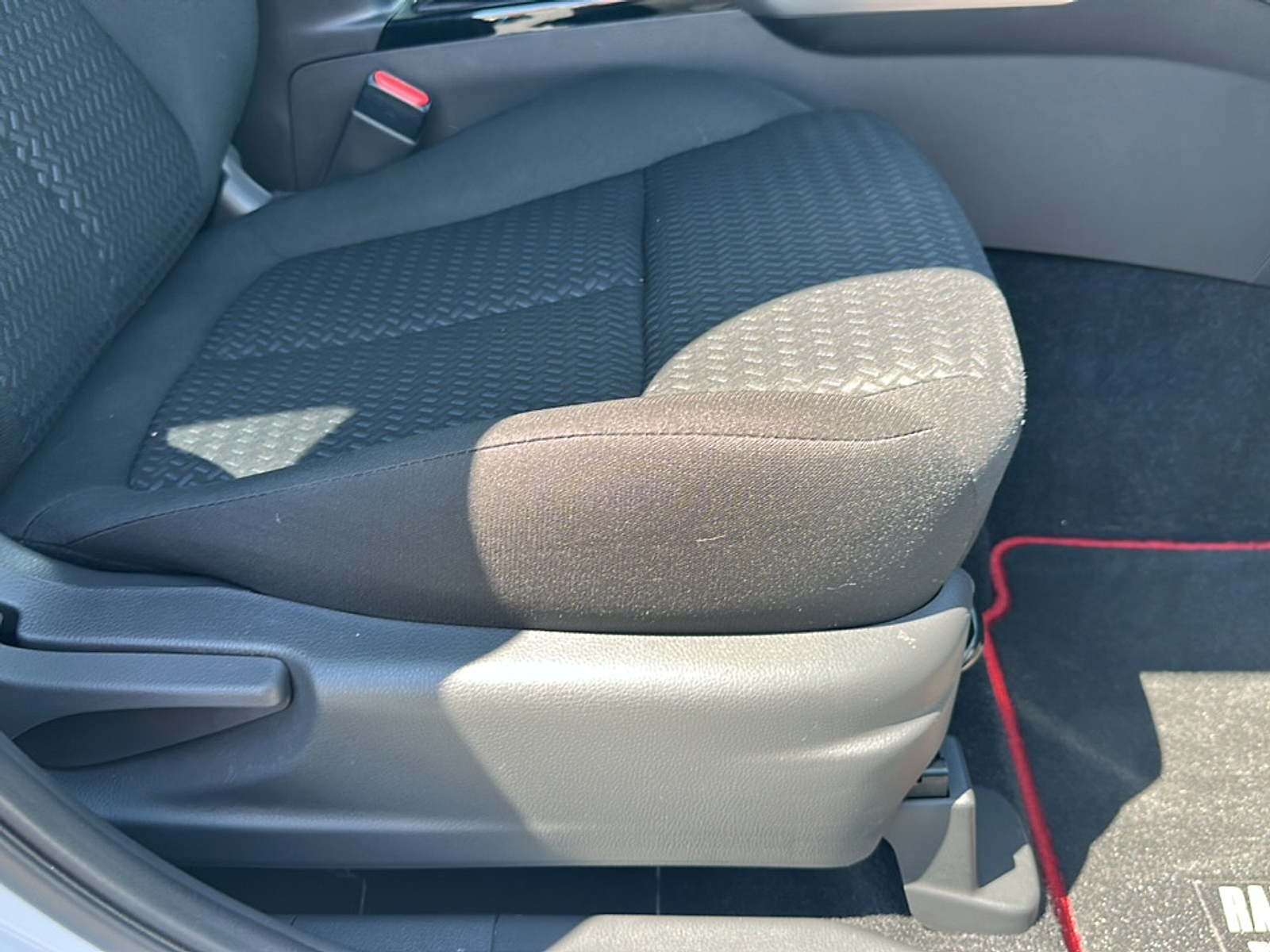 2024 Mitsubishi Eclipse Cross Ralliart photo 7