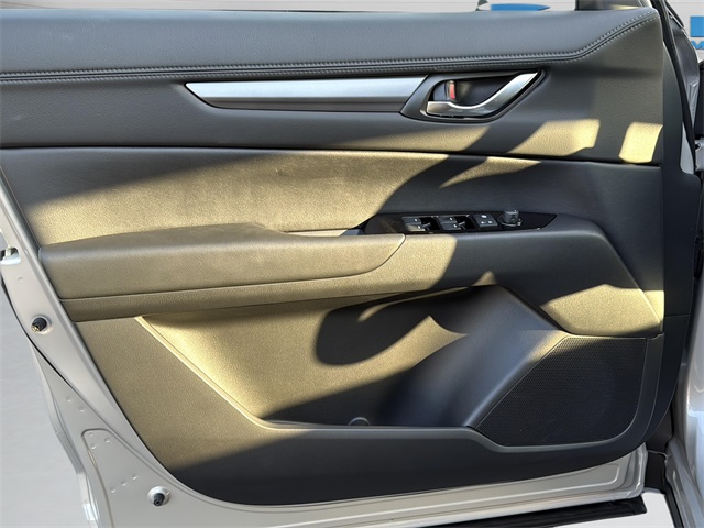 2025 Mazda CX-5 2.5 S Preferred photo 29