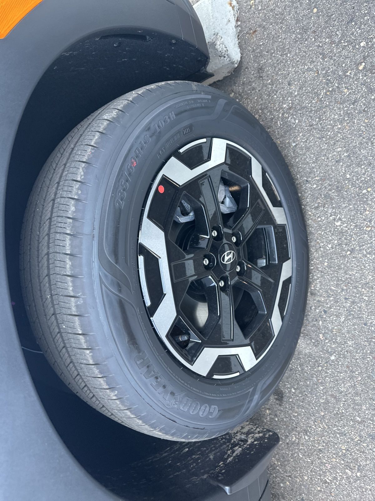 2026 Hyundai Santa Fe SE photo 3
