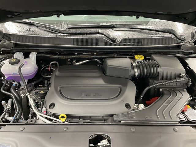 2025 Chrysler Pacifica photo 35
