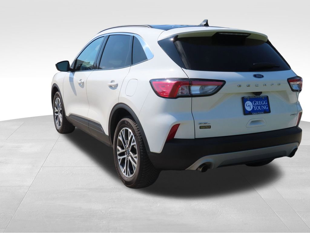 2020 Ford Escape SEL photo 3
