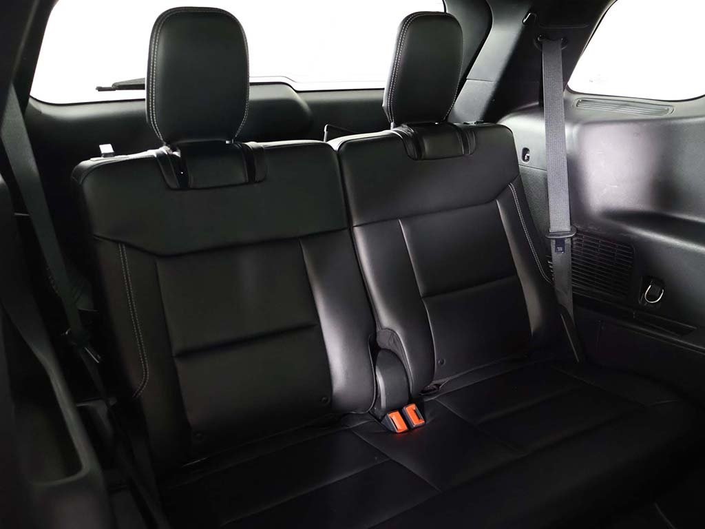 2022 Ford Explorer ST photo 32
