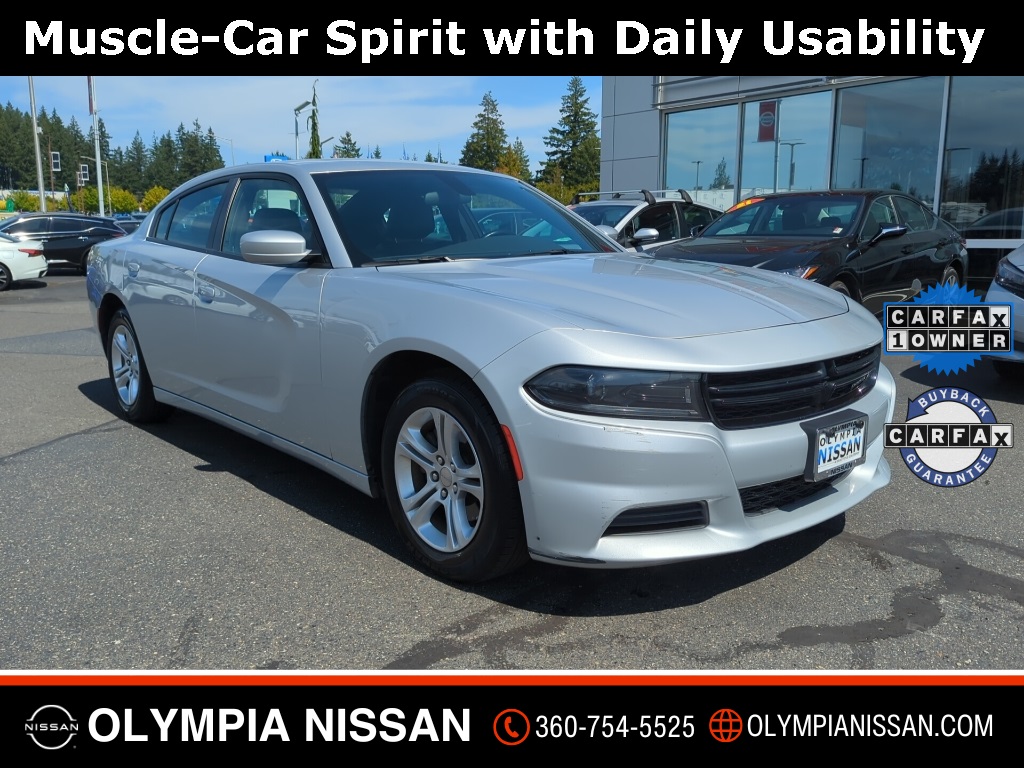 2022 Dodge Charger SXT photo 2