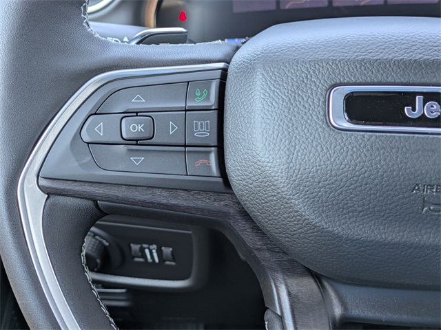 2025 Jeep Grand Cherokee Limited photo 27