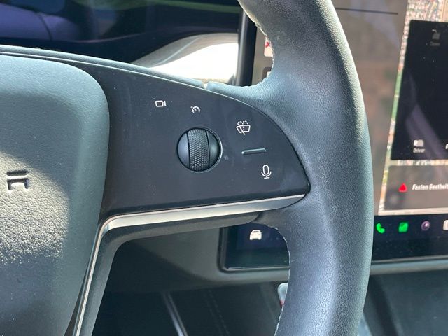2024 Tesla Model X photo 15