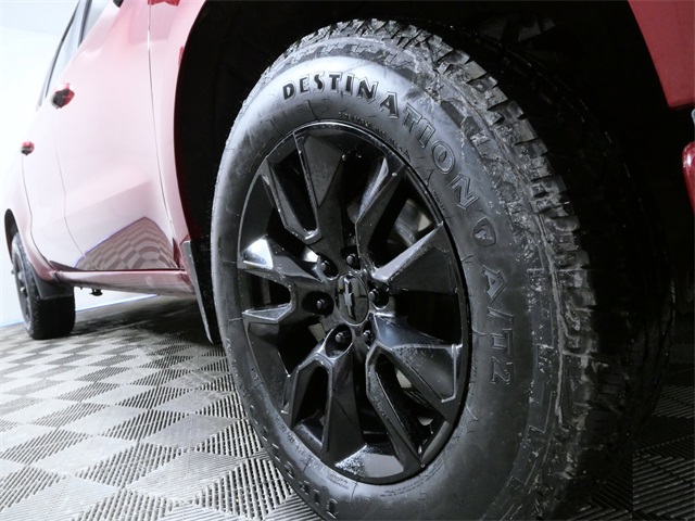 Used 2020 Chevrolet Silverado 1500 RST with VIN 3GCUYEED6LG249695 for sale in Apple Valley, Minnesota