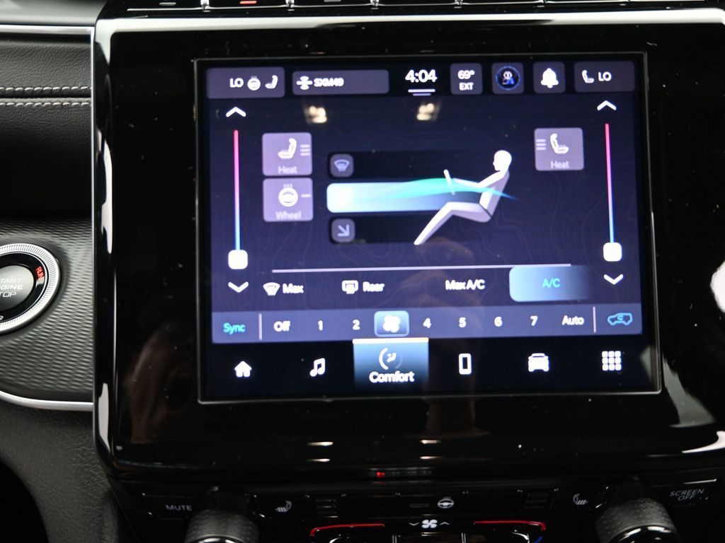 2025 Jeep Grand Cherokee Altitude photo 13