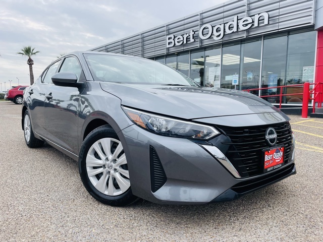 2024 Nissan Sentra S's photo