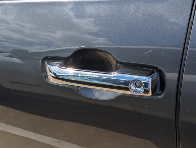 2024 Toyota Sequoia photo 4