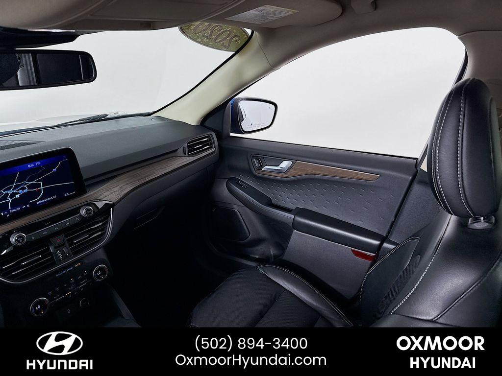 2020 Ford Escape Titanium photo 21