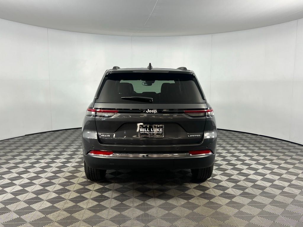 2024 Jeep Grand Cherokee Limited photo 7